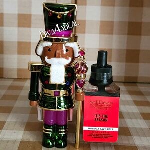 Bath & Body Works NUTCRACKER WITH CANDY CANE Wallflower Plug & Wallflower Refill